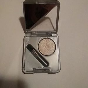 *Sold* Bnwob Physicians Formula natural eyelight